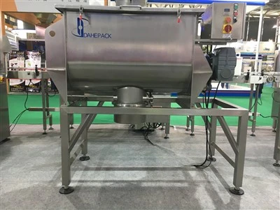 Horizontaler Molkermixer mit Trogform